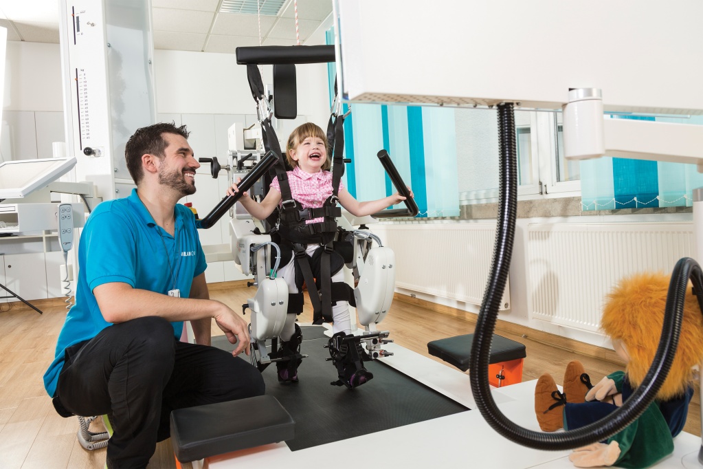 LokomatPro-Pediatric-3968_Powerpoint_8032